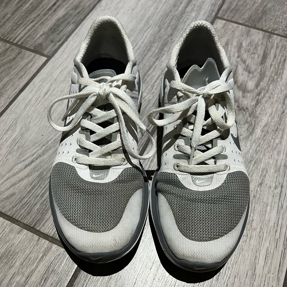 Nike Sneakers White and Grey